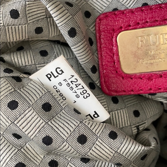 Furla Leather Vintage Shoulder Bag Fuschia - Picture 7 of 9